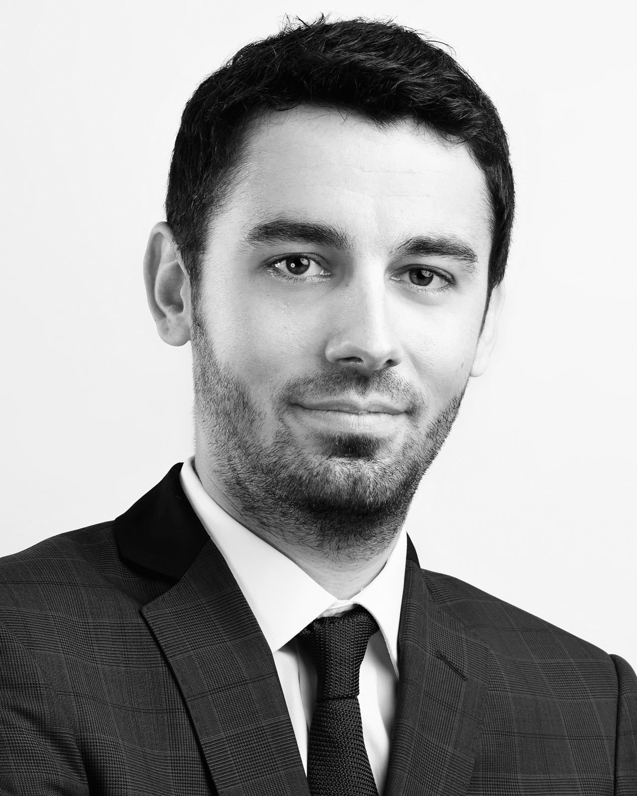 Portrait corporate noir blanc